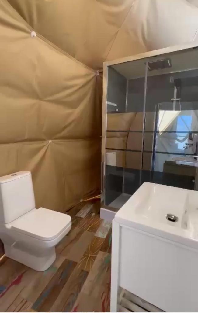 图尔达Caravans Park & Glamping Tents In The Vineyard别墅 外观 照片